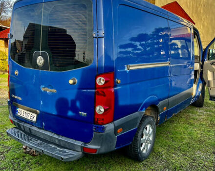 Синий Фольксваген Крафтер, объемом двигателя 2.5 л и пробегом 361 тыс. км за 7599 $, фото 6 на Automoto.ua