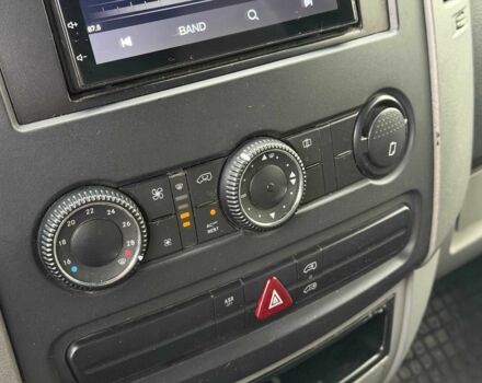 Синий Фольксваген Крафтер, объемом двигателя 2.5 л и пробегом 386 тыс. км за 13800 $, фото 20 на Automoto.ua