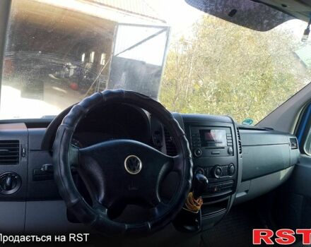 Синий Фольксваген Крафтер, объемом двигателя 2.5 л и пробегом 255 тыс. км за 9600 $, фото 3 на Automoto.ua