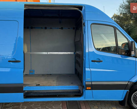 Синий Фольксваген Крафтер, объемом двигателя 1.97 л и пробегом 232 тыс. км за 18600 $, фото 55 на Automoto.ua