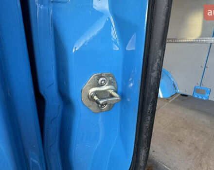 Синий Фольксваген Крафтер, объемом двигателя 1.97 л и пробегом 232 тыс. км за 18600 $, фото 57 на Automoto.ua