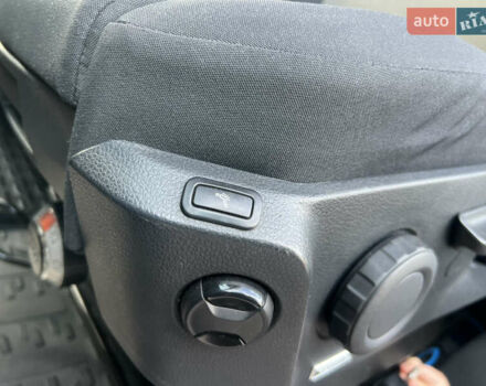 Синій Фольксваген Крафтєр, об'ємом двигуна 2 л та пробігом 260 тис. км за 17700 $, фото 14 на Automoto.ua