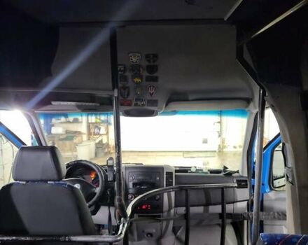 Синий Фольксваген Крафтер, объемом двигателя 2.46 л и пробегом 925 тыс. км за 24500 $, фото 15 на Automoto.ua