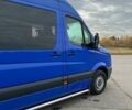 Синий Фольксваген Крафтер, объемом двигателя 1.97 л и пробегом 350 тыс. км за 15000 $, фото 5 на Automoto.ua