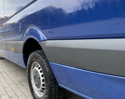 Синій Фольксваген Крафтєр, об'ємом двигуна 2 л та пробігом 260 тис. км за 16500 $, фото 13 на Automoto.ua