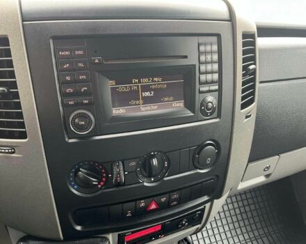 Зеленый Фольксваген Крафтер, объемом двигателя 2 л и пробегом 231 тыс. км за 7900 $, фото 13 на Automoto.ua