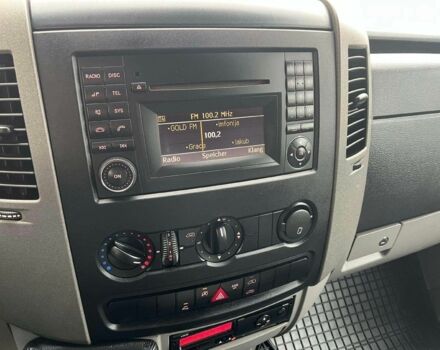 Зеленый Фольксваген Крафтер, объемом двигателя 2 л и пробегом 231 тыс. км за 8000 $, фото 13 на Automoto.ua