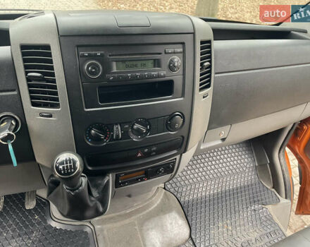 Помаранчевий Фольксваген Крафтєр, об'ємом двигуна 1.97 л та пробігом 288 тис. км за 14600 $, фото 19 на Automoto.ua