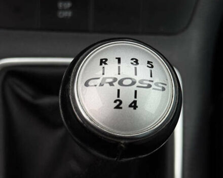 Серый Фольксваген Кросс Гольф, объемом двигателя 1.6 л и пробегом 182 тыс. км за 6500 $, фото 49 на Automoto.ua