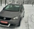Серый Фольксваген Кросс Гольф, объемом двигателя 1.6 л и пробегом 219 тыс. км за 7499 $, фото 3 на Automoto.ua