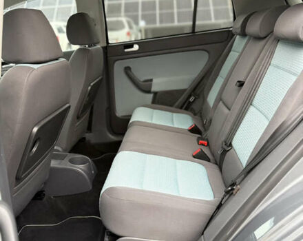 Серый Фольксваген Кросс Гольф, объемом двигателя 1.6 л и пробегом 182 тыс. км за 6500 $, фото 59 на Automoto.ua