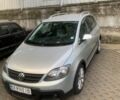 Серый Фольксваген Кросс Гольф, объемом двигателя 1.4 л и пробегом 228 тыс. км за 6600 $, фото 1 на Automoto.ua