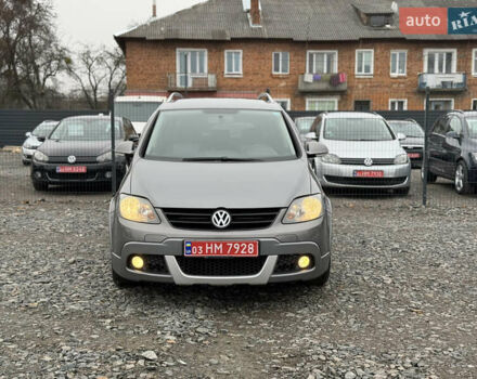 Серый Фольксваген Кросс Гольф, объемом двигателя 1.6 л и пробегом 182 тыс. км за 6500 $, фото 106 на Automoto.ua