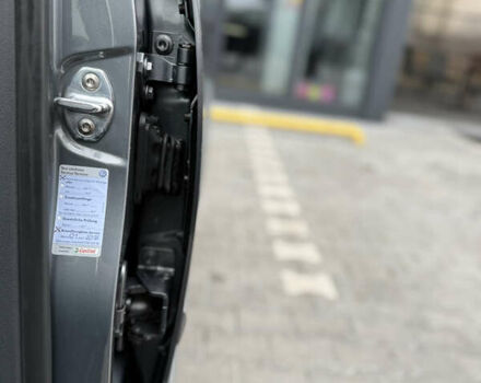 Серый Фольксваген Кросс Гольф, объемом двигателя 1.6 л и пробегом 182 тыс. км за 6500 $, фото 51 на Automoto.ua