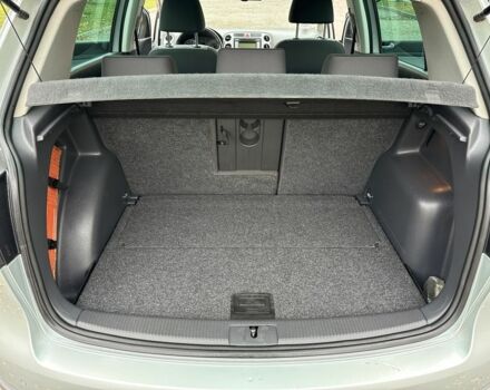 Серый Фольксваген Кросс Гольф, объемом двигателя 1.4 л и пробегом 213 тыс. км за 6900 $, фото 10 на Automoto.ua