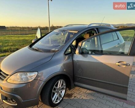 Серый Фольксваген Кросс Гольф, объемом двигателя 1.4 л и пробегом 152 тыс. км за 6500 $, фото 9 на Automoto.ua