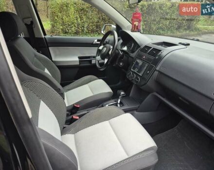 Черный Фольксваген Кросс Поло, объемом двигателя 1.4 л и пробегом 119 тыс. км за 6800 $, фото 24 на Automoto.ua