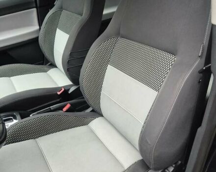 Черный Фольксваген Кросс Поло, объемом двигателя 1.4 л и пробегом 119 тыс. км за 6800 $, фото 23 на Automoto.ua