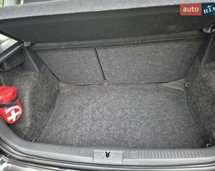 Черный Фольксваген Кросс Поло, объемом двигателя 1.4 л и пробегом 119 тыс. км за 6800 $, фото 45 на Automoto.ua