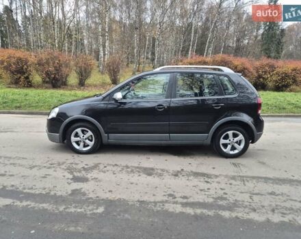 Черный Фольксваген Кросс Поло, объемом двигателя 1.4 л и пробегом 119 тыс. км за 6800 $, фото 7 на Automoto.ua