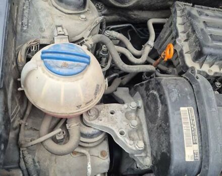 Черный Фольксваген Кросс Поло, объемом двигателя 1.4 л и пробегом 119 тыс. км за 6500 $, фото 57 на Automoto.ua