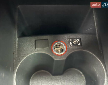 Черный Фольксваген Кросс Поло, объемом двигателя 1.2 л и пробегом 135 тыс. км за 10300 $, фото 53 на Automoto.ua