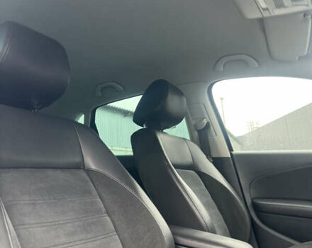 Черный Фольксваген Кросс Поло, объемом двигателя 1.2 л и пробегом 135 тыс. км за 10300 $, фото 56 на Automoto.ua