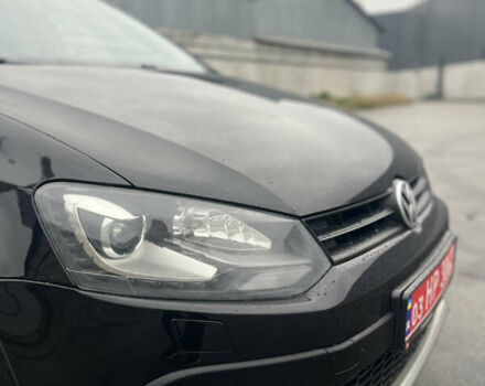 Черный Фольксваген Кросс Поло, объемом двигателя 1.2 л и пробегом 135 тыс. км за 10300 $, фото 26 на Automoto.ua