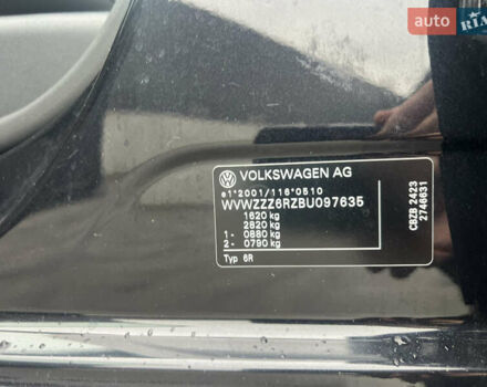 Черный Фольксваген Кросс Поло, объемом двигателя 1.2 л и пробегом 135 тыс. км за 10300 $, фото 30 на Automoto.ua
