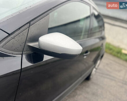 Черный Фольксваген Кросс Поло, объемом двигателя 1.2 л и пробегом 135 тыс. км за 10300 $, фото 29 на Automoto.ua