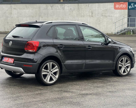 Черный Фольксваген Кросс Поло, объемом двигателя 1.2 л и пробегом 135 тыс. км за 10300 $, фото 4 на Automoto.ua