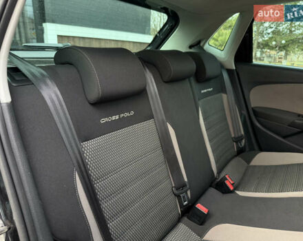 Черный Фольксваген Кросс Поло, объемом двигателя 1.6 л и пробегом 236 тыс. км за 8700 $, фото 40 на Automoto.ua