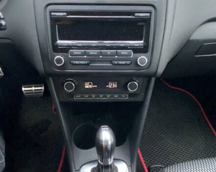 Черный Фольксваген Кросс Поло, объемом двигателя 1.6 л и пробегом 192 тыс. км за 8800 $, фото 12 на Automoto.ua