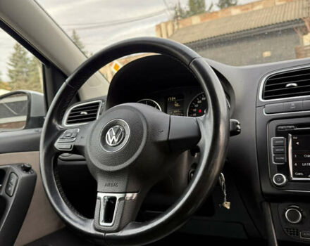 Черный Фольксваген Кросс Поло, объемом двигателя 1.6 л и пробегом 236 тыс. км за 8700 $, фото 46 на Automoto.ua