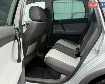 Серый Фольксваген Кросс Поло, объемом двигателя 1.4 л и пробегом 180 тыс. км за 6700 $, фото 27 на Automoto.ua