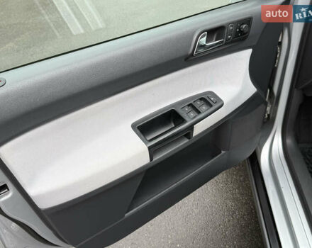 Серый Фольксваген Кросс Поло, объемом двигателя 1.4 л и пробегом 180 тыс. км за 6700 $, фото 16 на Automoto.ua