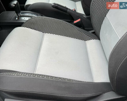 Серый Фольксваген Кросс Поло, объемом двигателя 1.4 л и пробегом 180 тыс. км за 6700 $, фото 19 на Automoto.ua