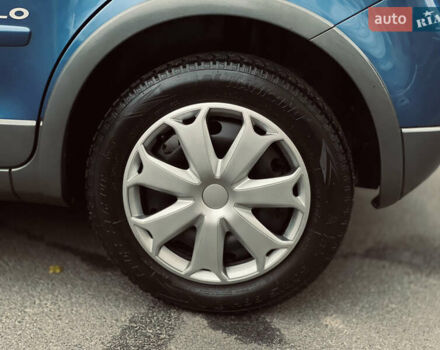 Синий Фольксваген Кросс Поло, объемом двигателя 1.4 л и пробегом 214 тыс. км за 5799 $, фото 13 на Automoto.ua