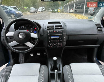 Синий Фольксваген Кросс Поло, объемом двигателя 1.4 л и пробегом 214 тыс. км за 5799 $, фото 26 на Automoto.ua