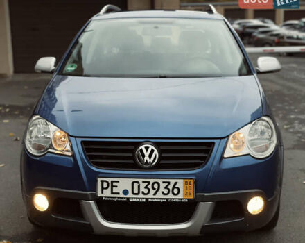 Синий Фольксваген Кросс Поло, объемом двигателя 1.4 л и пробегом 214 тыс. км за 5799 $, фото 3 на Automoto.ua