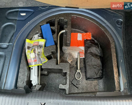 Синий Фольксваген Кросс Поло, объемом двигателя 1.4 л и пробегом 214 тыс. км за 5799 $, фото 35 на Automoto.ua