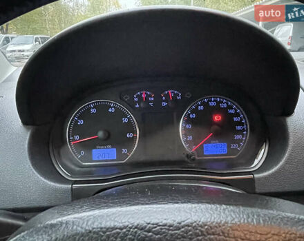 Синий Фольксваген Кросс Поло, объемом двигателя 1.4 л и пробегом 214 тыс. км за 5799 $, фото 29 на Automoto.ua