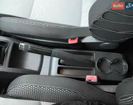 Синий Фольксваген Кросс Поло, объемом двигателя 1.4 л и пробегом 214 тыс. км за 5799 $, фото 30 на Automoto.ua