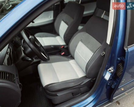 Синий Фольксваген Кросс Поло, объемом двигателя 1.4 л и пробегом 214 тыс. км за 5799 $, фото 19 на Automoto.ua