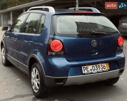 Синий Фольксваген Кросс Поло, объемом двигателя 1.4 л и пробегом 214 тыс. км за 5799 $, фото 7 на Automoto.ua