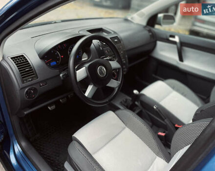 Синий Фольксваген Кросс Поло, объемом двигателя 1.4 л и пробегом 214 тыс. км за 5799 $, фото 20 на Automoto.ua