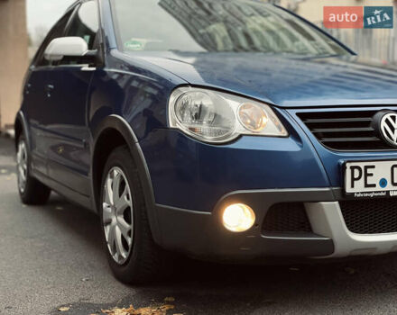 Синий Фольксваген Кросс Поло, объемом двигателя 1.4 л и пробегом 214 тыс. км за 5799 $, фото 12 на Automoto.ua