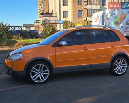 Оранжевый Фольксваген Кросс Поло, объемом двигателя 1.4 л и пробегом 238 тыс. км за 4900 $, фото 16 на Automoto.ua