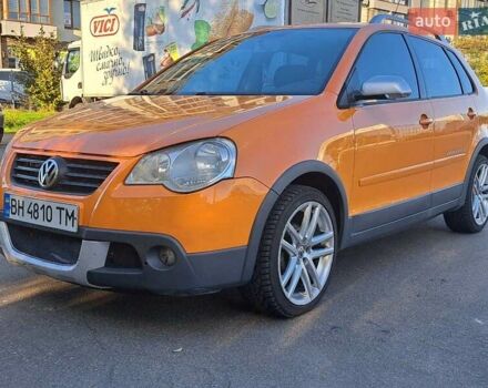 Оранжевый Фольксваген Кросс Поло, объемом двигателя 1.4 л и пробегом 238 тыс. км за 4900 $, фото 1 на Automoto.ua