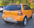 Оранжевый Фольксваген Кросс Поло, объемом двигателя 1.4 л и пробегом 238 тыс. км за 4900 $, фото 9 на Automoto.ua